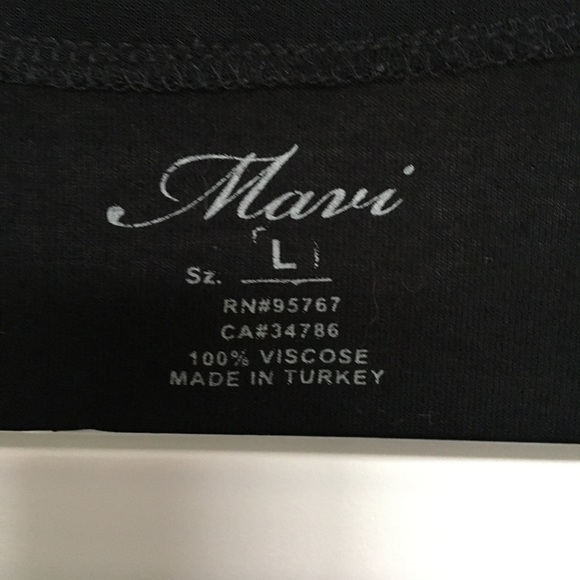 Embroidered & Sequined Black Top 100% Viscose - Picture 7 of 8